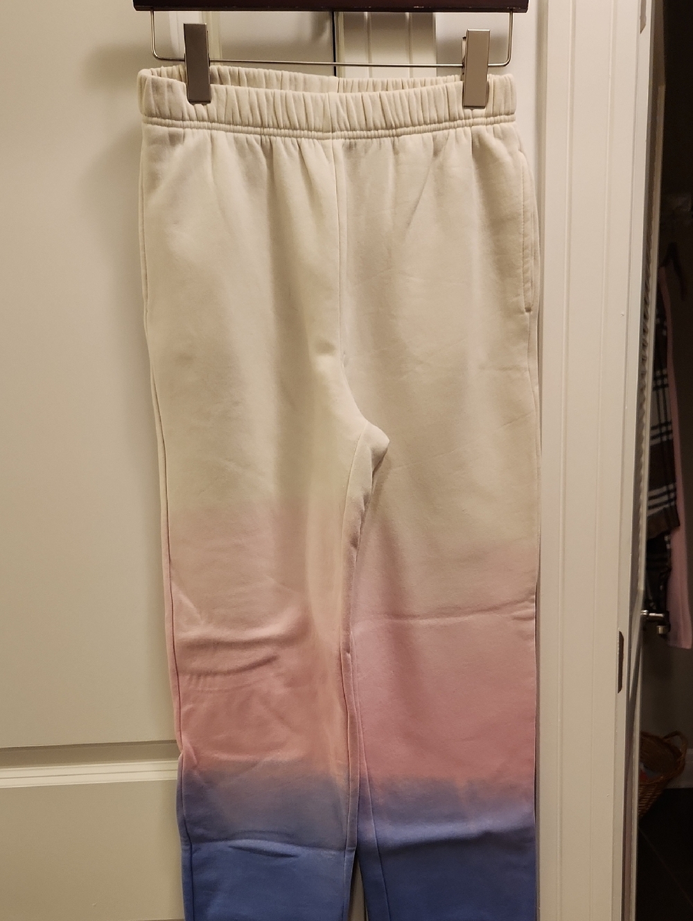 NWOT wild fable Cream to Pink to Blue Ombre Joggers